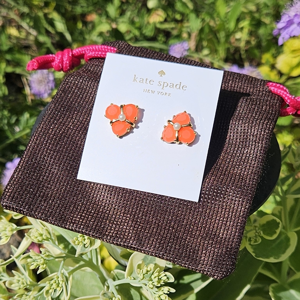 kate spade Coral Crystal Cluster Stud Earrings Faux Pearl 14k Gold Plated NWT - Picture 9 of 12